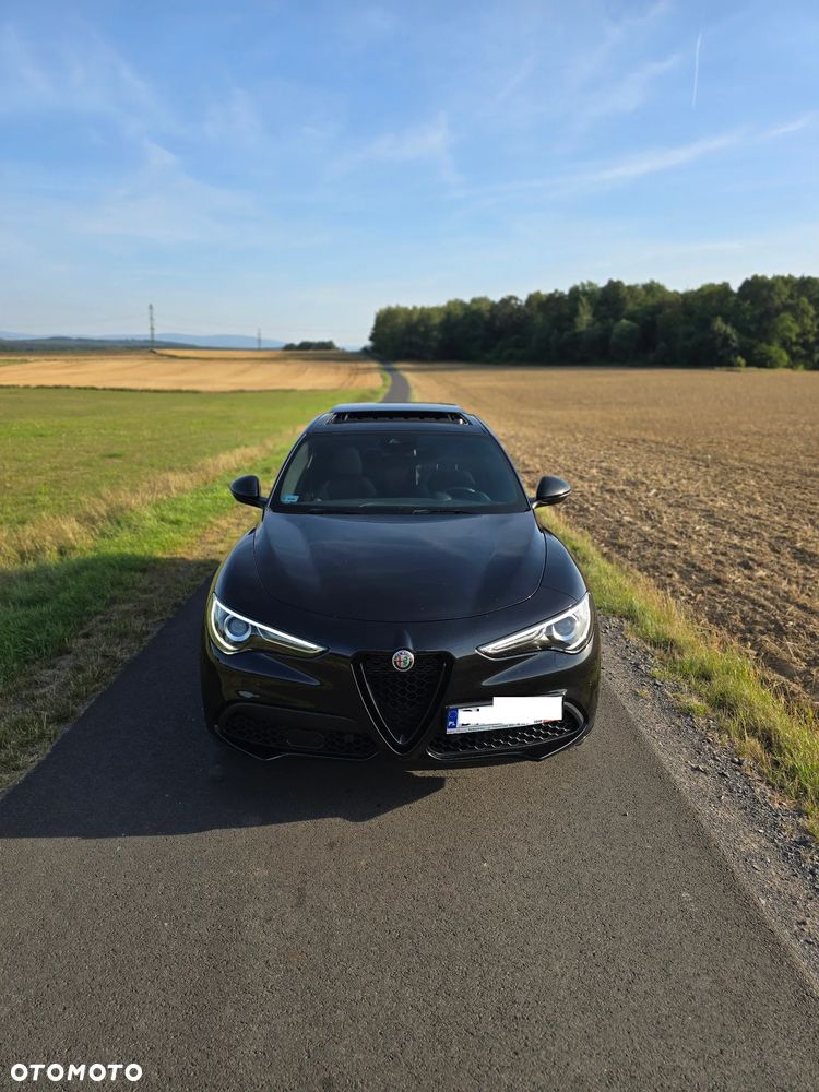 Alfa Romeo Stelvio 2.0 Turbo Veloce TI Q4 - 3