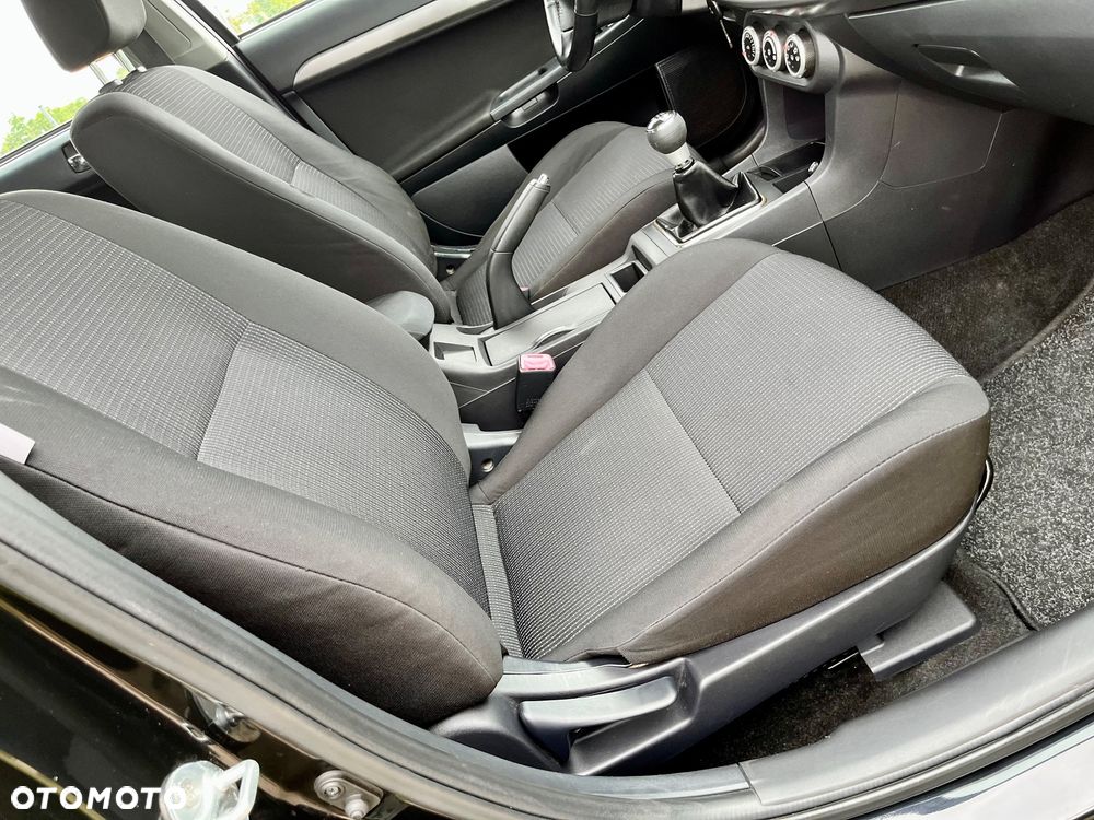 Mitsubishi Lancer 1.8 Intense - 13