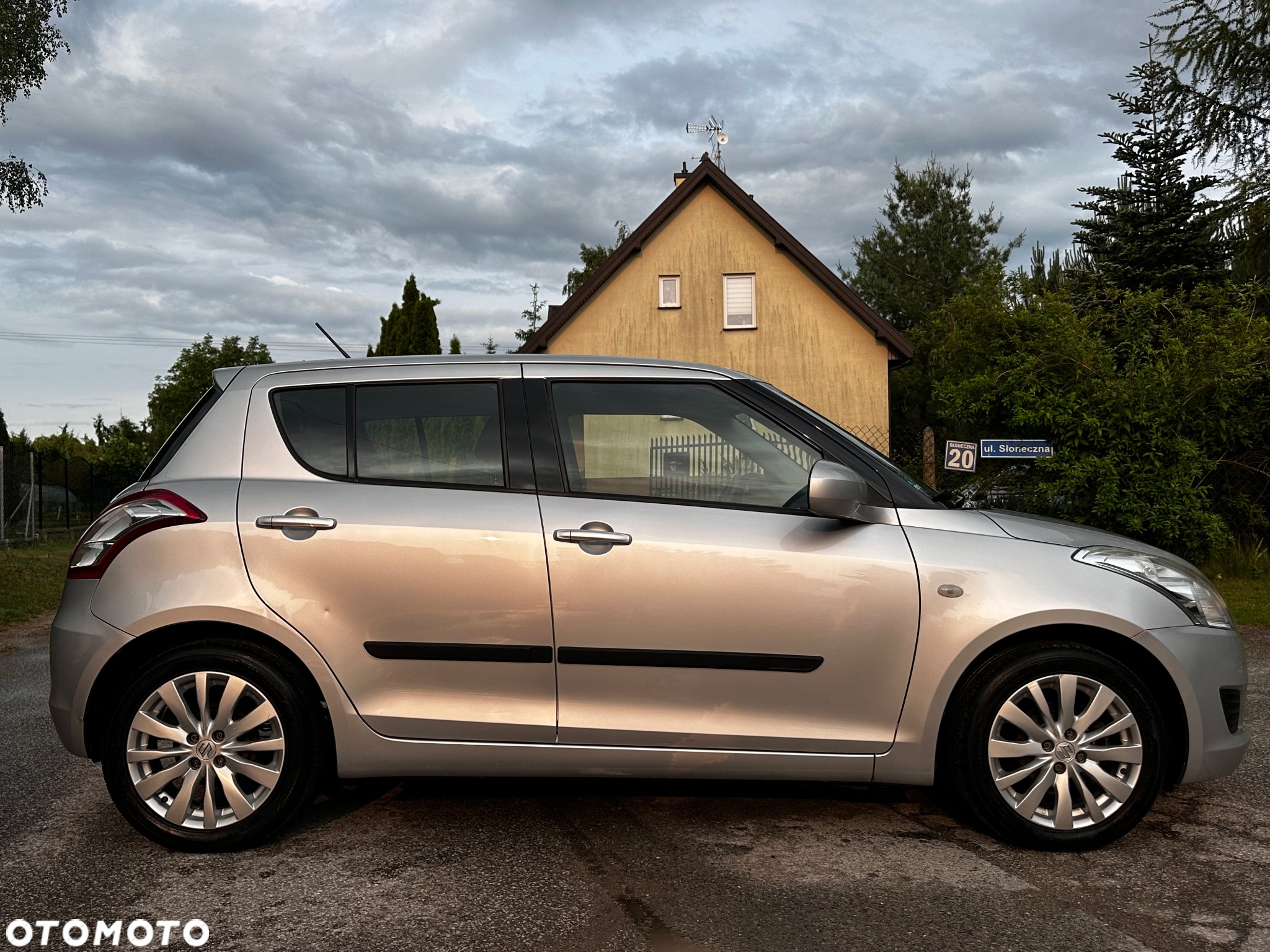 Suzuki Swift 1.2 Comfort Plus - 5
