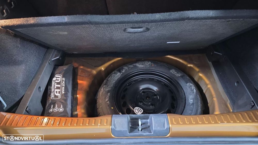 Dacia Sandero Stepway TCe 90 CVT Comfort - 21