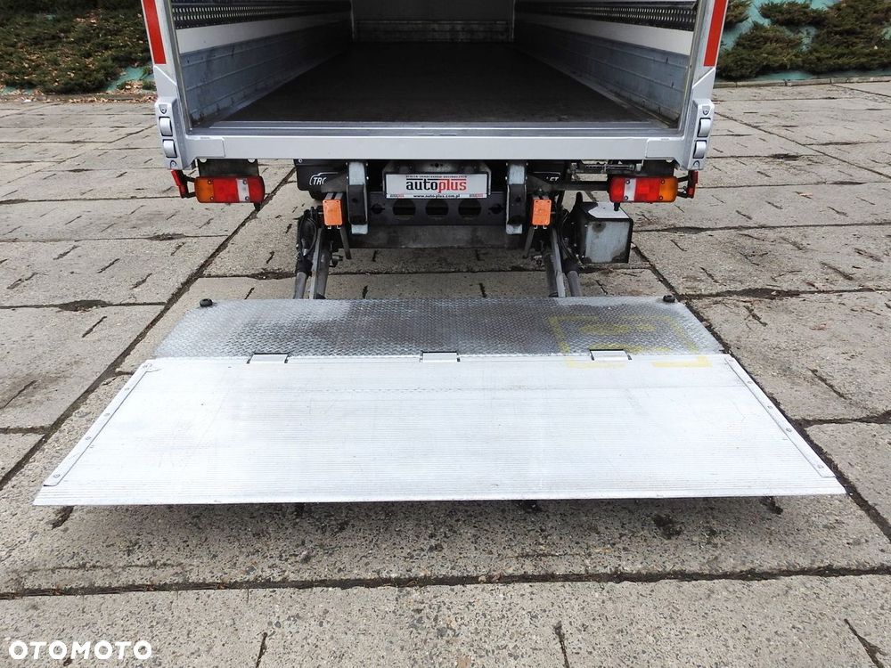 MAN TGL 12.220 KONTENER WINDA 18 PALET TEMPOMAT KLIMATYZACJA PNEUMATYKA AUTOMAT  BLIŹNIACZE KOŁA  220KM - 14