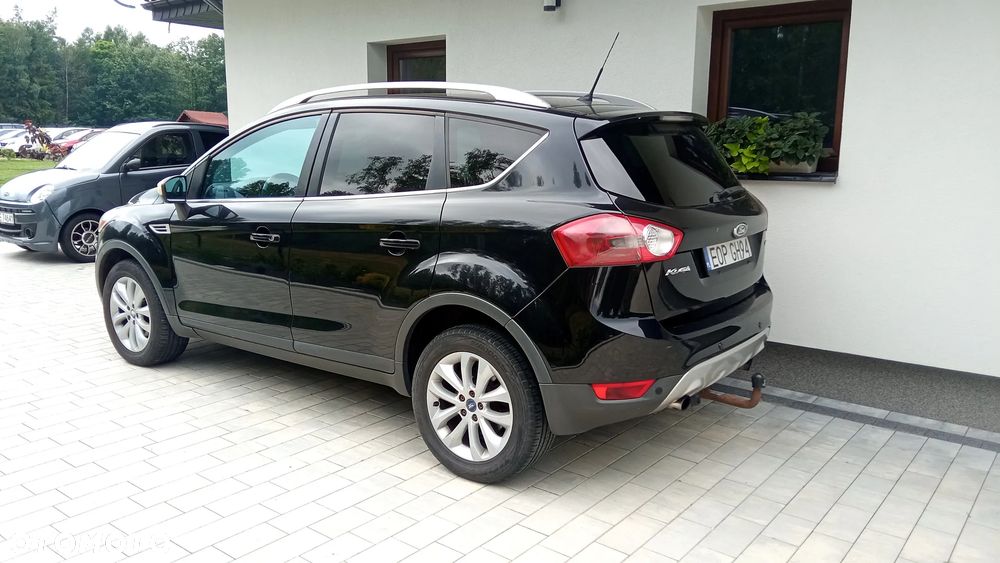 Ford Kuga 2.0 TDCi 4x4 Titanium - 6