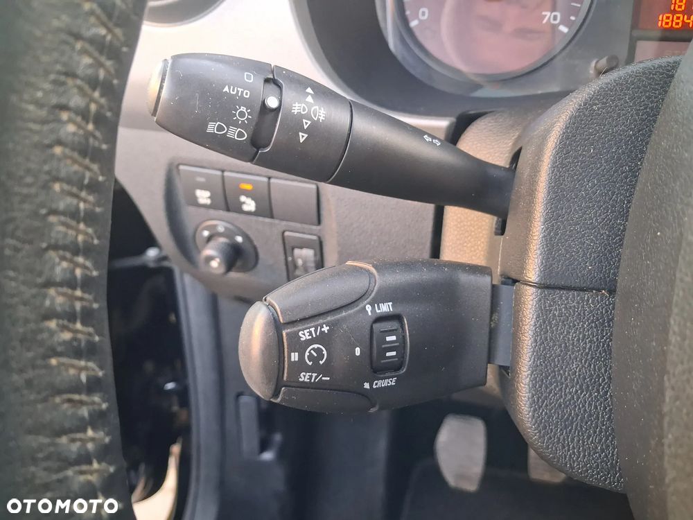 Citroën Berlingo 1.6 HDi 110 FAP Multispace Exclusive - 31