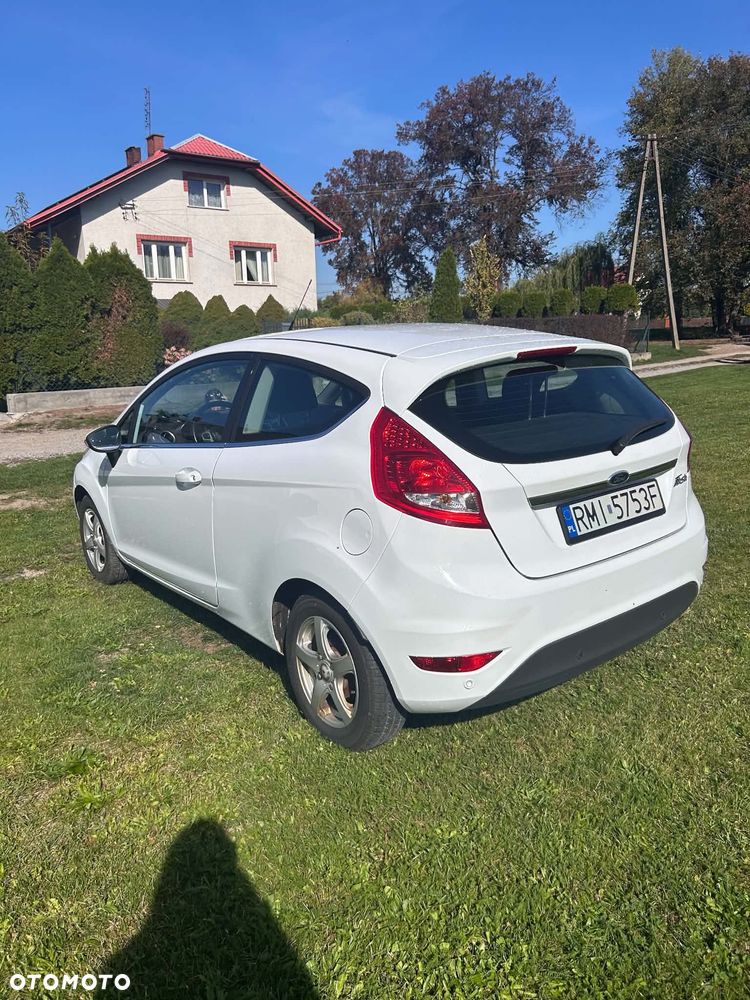 Ford Fiesta - 6