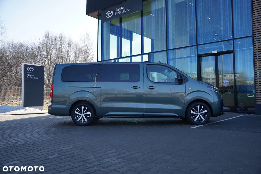 Toyota Proace Verso 2.2 D4-D Long Business - 16