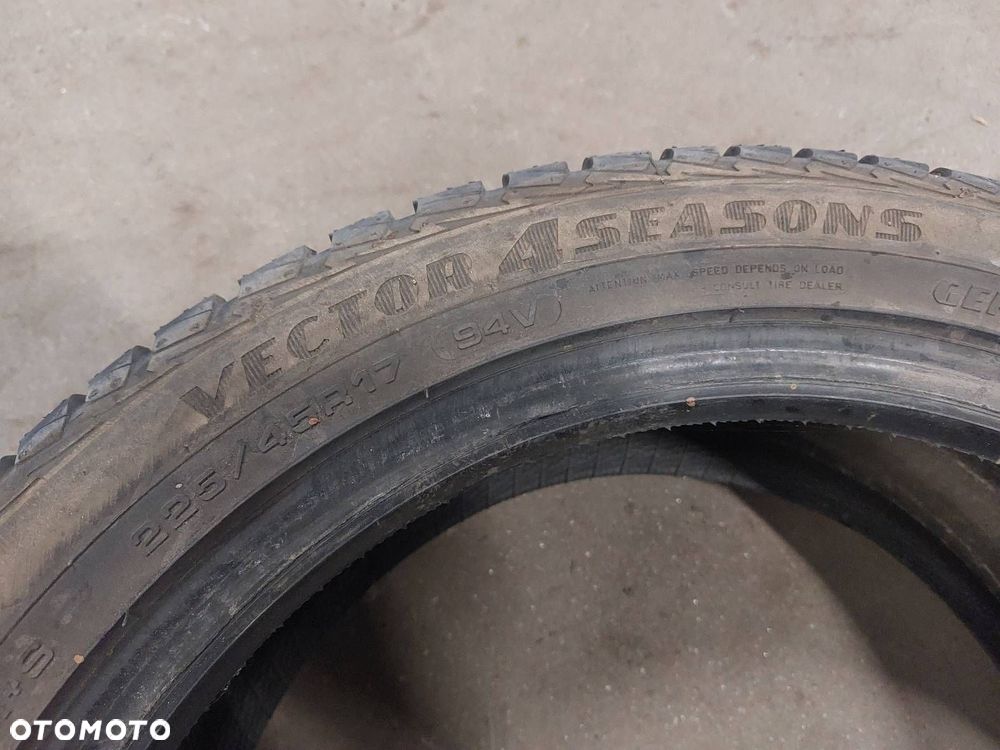 OPONY CAŁOROCZNE 2 SZT 225/45R17 2020R GOODYEAR VECTOR 4SEASONS - 3