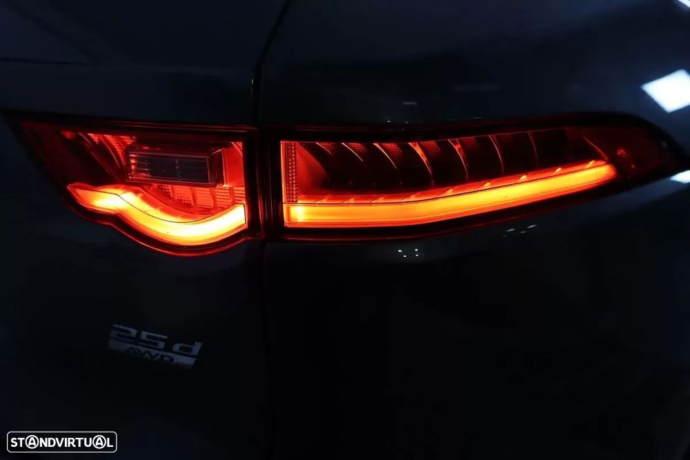 Jaguar F-Pace 25d AWD Aut. R-Sport - 10