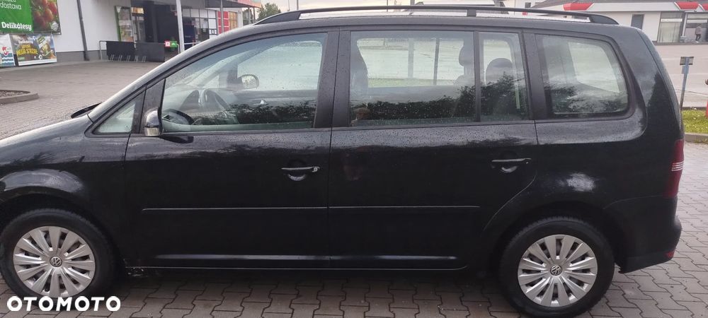 Volkswagen Touran 1.9 TDI Conceptline - 6