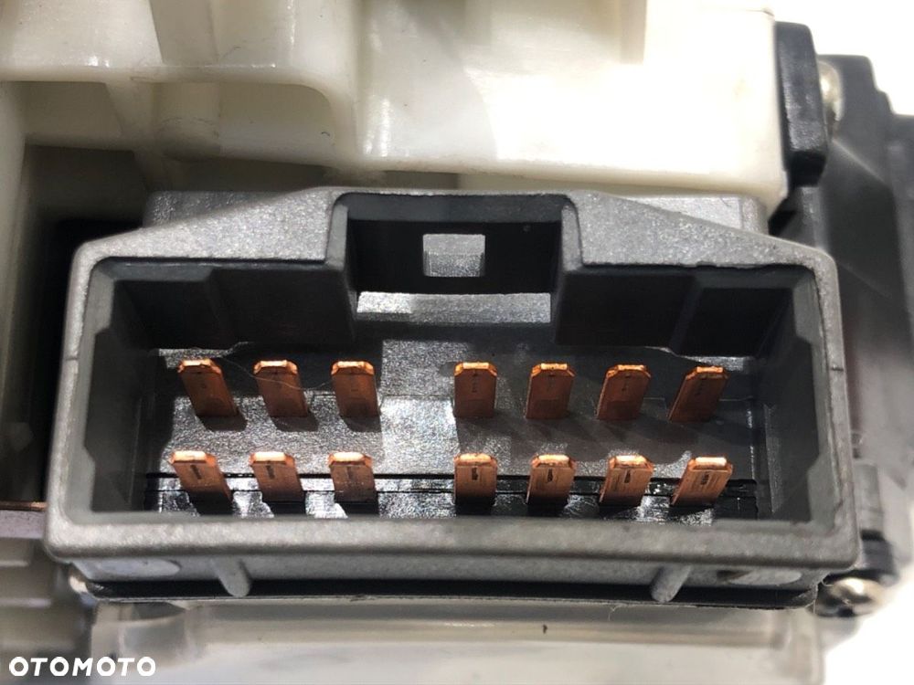 PRZEŁĄCZNIK ZESPOLONY - 134.00 PLN - KIA SPORTAGE II (JE_, KM) 2004 - 2022 2.0 CRDi 4WD 83 kW [113 - 5