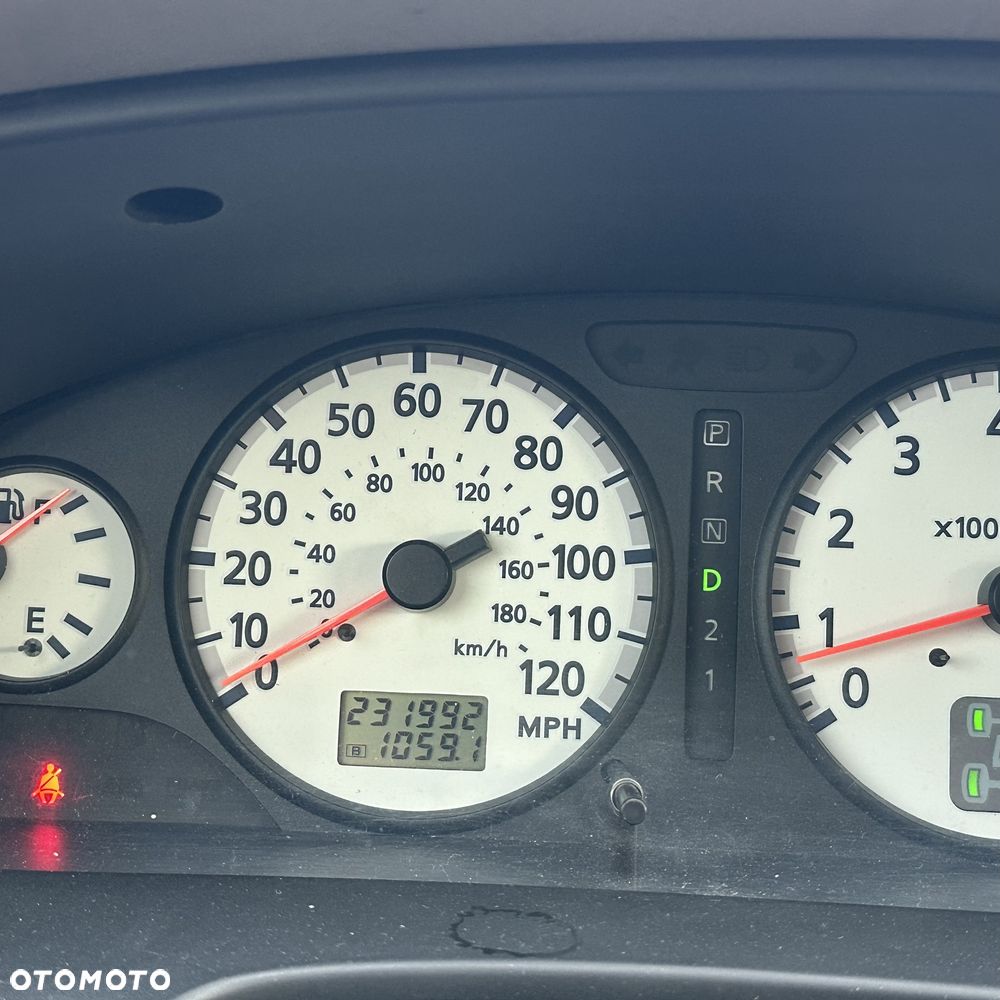 Nissan Pathfinder 3.5 V6 - 9