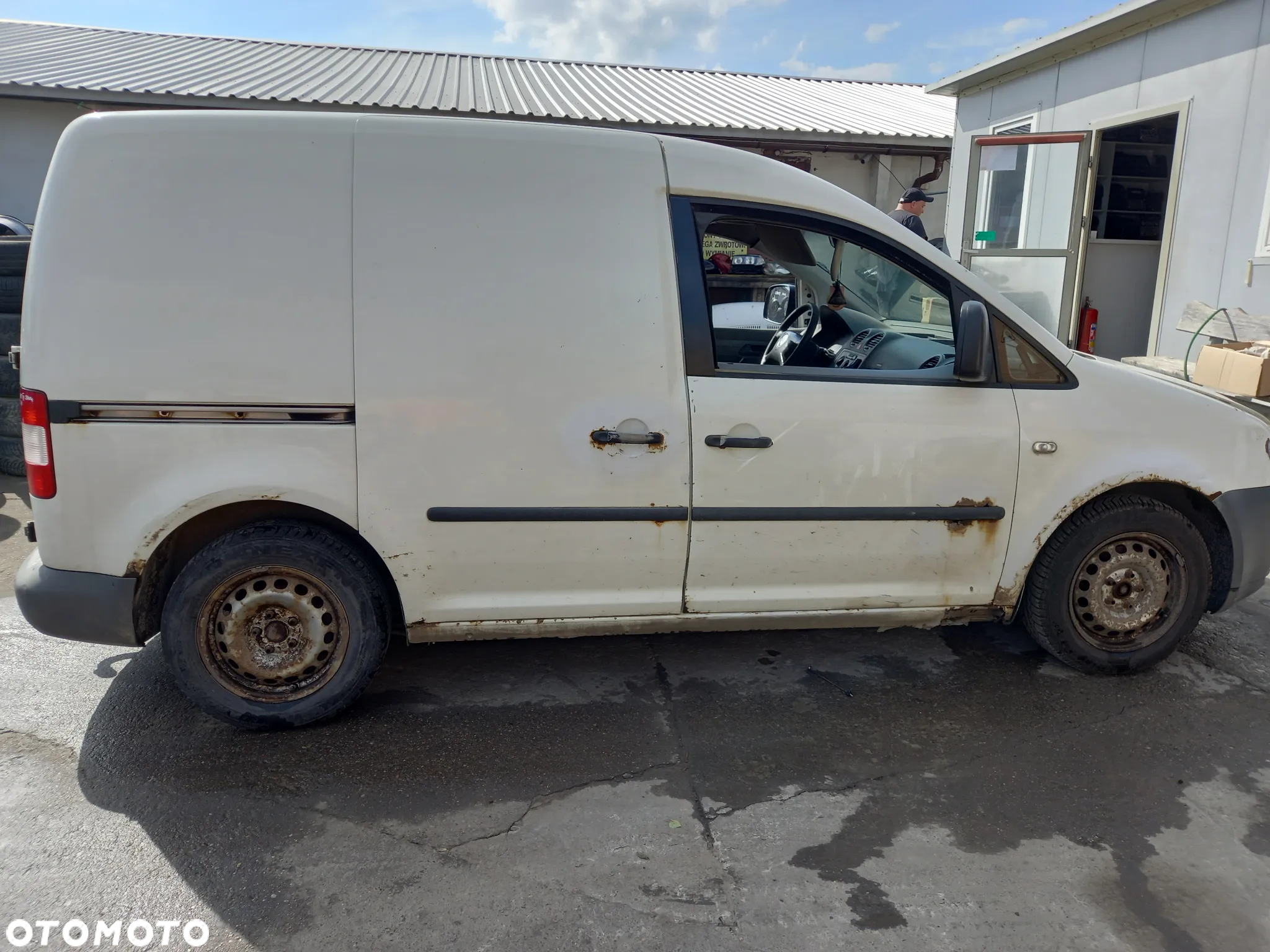 VW CADDY III DRZWI PRAWY TYŁ PRAWE TYLNE Z KLAPY BAGAŻNIKA KLAPA 902 - 12