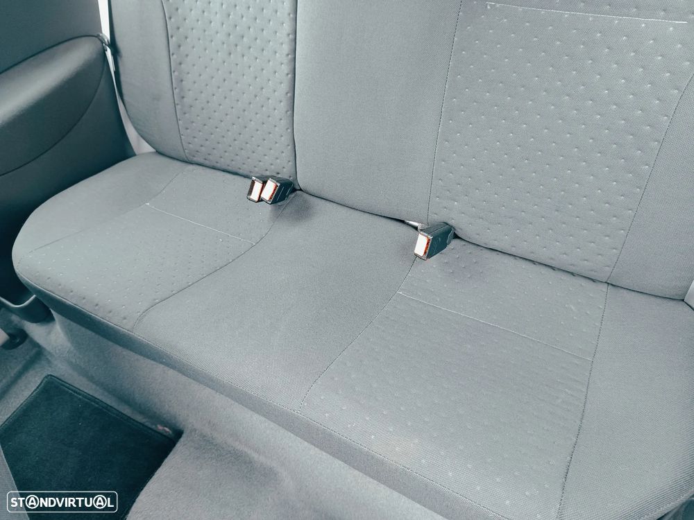 Opel Corsa 1.2 16V Enjoy - 12