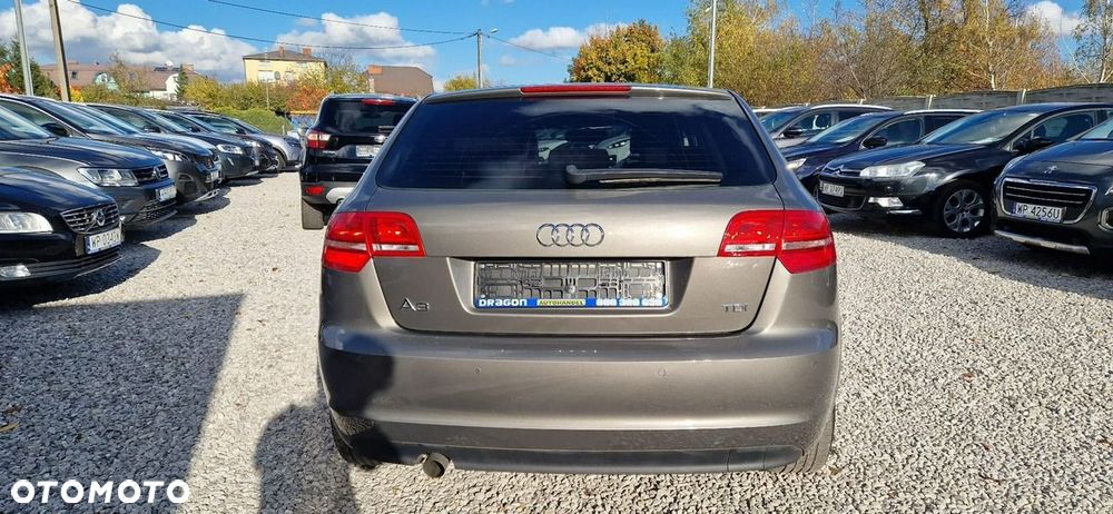 Audi A3 Sportback - 8