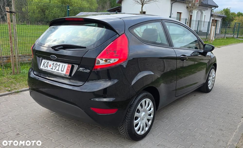 Ford Fiesta - 8