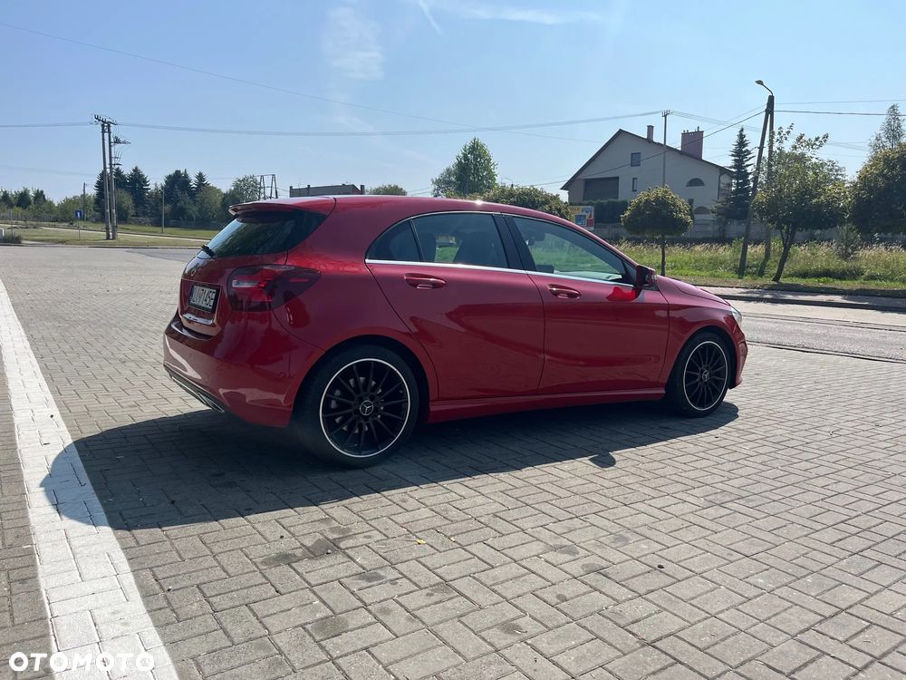 Mercedes-Benz Klasa A 220 4Matic 7G-DCT - 3