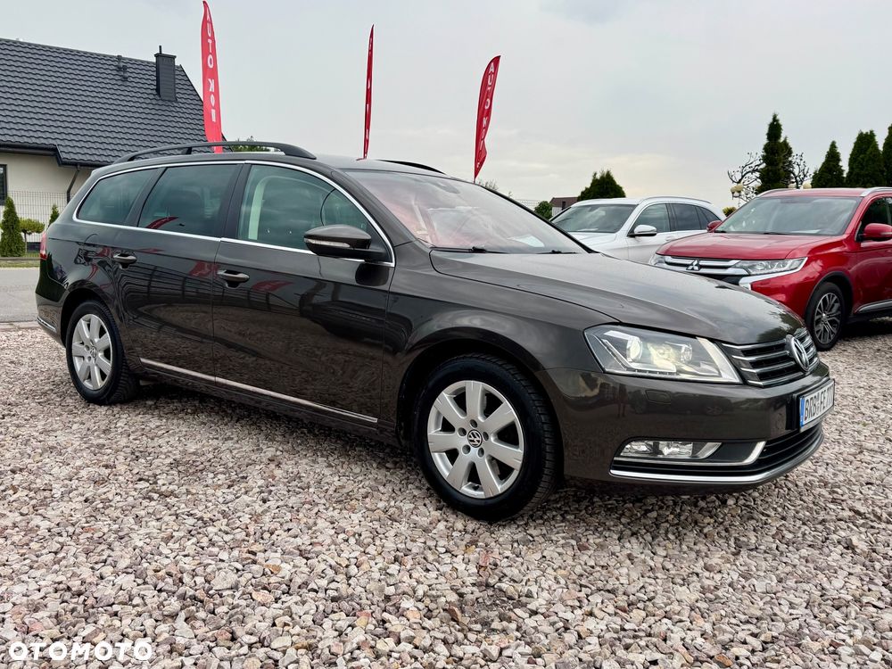 Volkswagen Passat - 31
