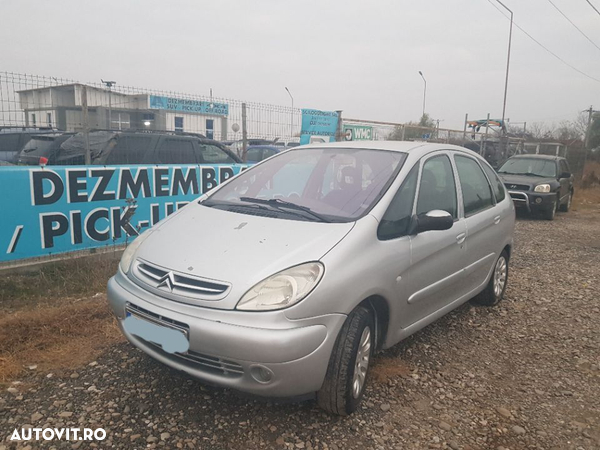 Dezmembrez Citroen Xsara Picasso 2.0hdi cod motor rhy si 1.6hdi cod motor 9hx(2007)