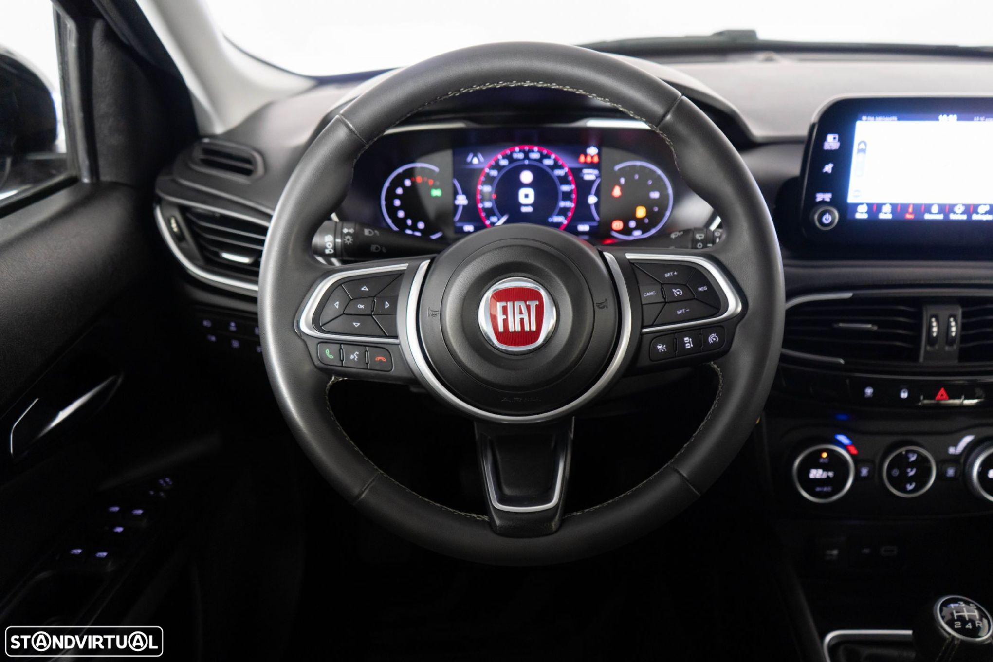 Fiat Tipo Cross 1.0 GSE T3 City - 26