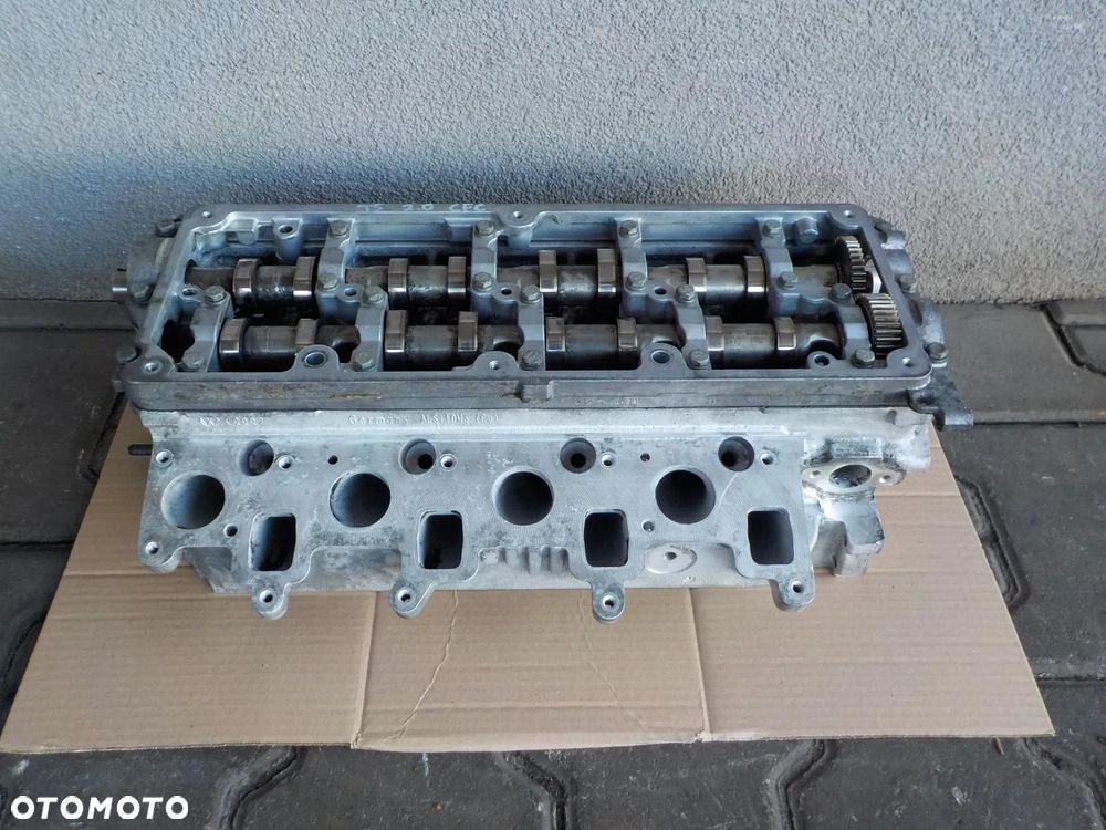 VW T5 T6 2.0 TDI CFC CAA GŁOWICA SILNIKA KOMPLETNA PO REGENERACJI V300 - 1
