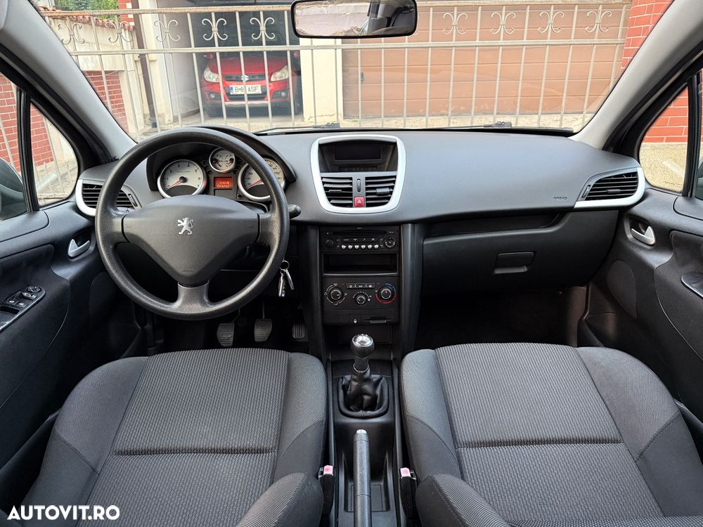Peugeot 207 1.4E 16V Trendy - 5