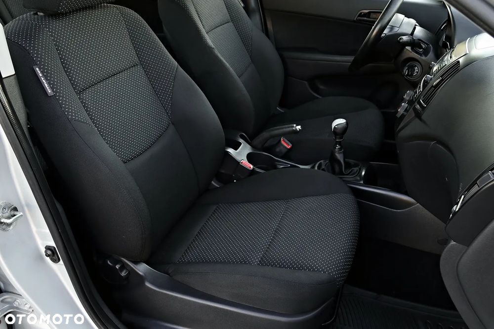 Hyundai i30 - 28