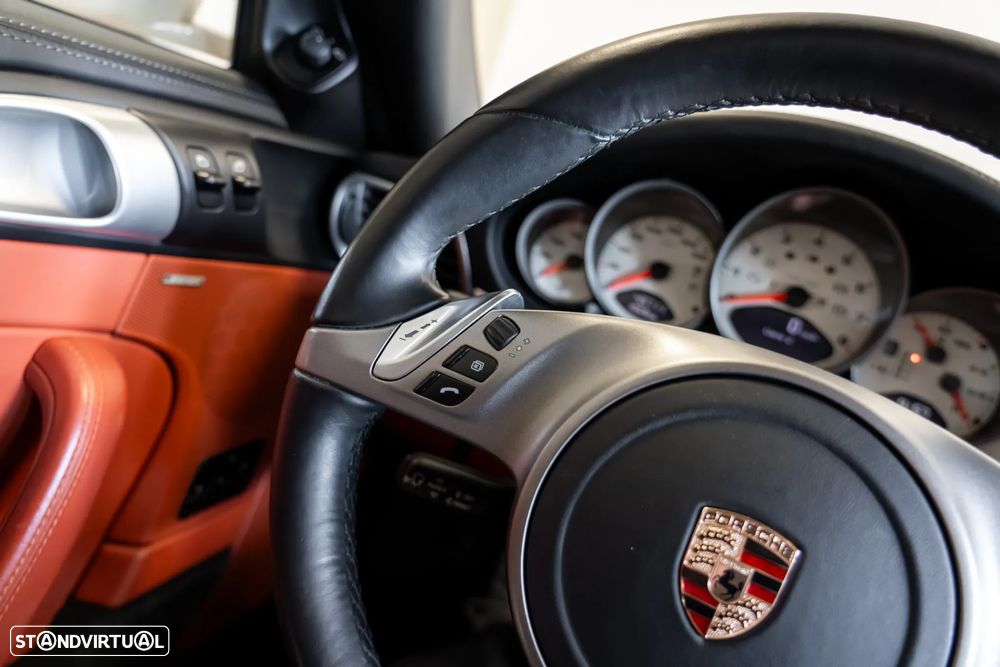 Porsche 911 (997) Carrera 4 S PDK - 16
