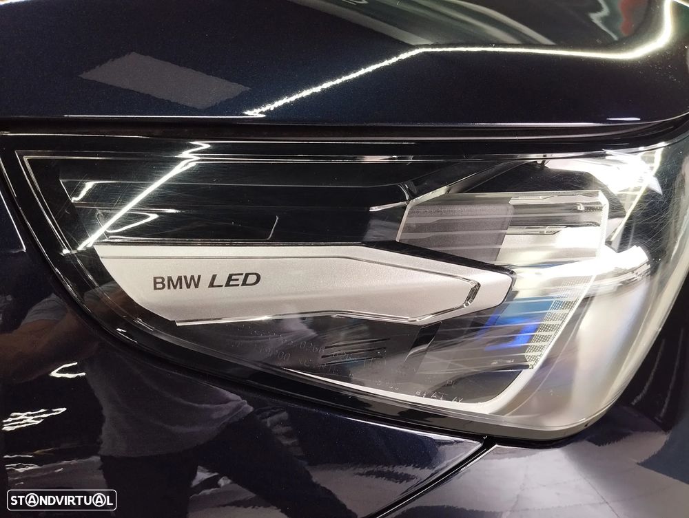 BMW 520 d Pack Desportivo M - 9