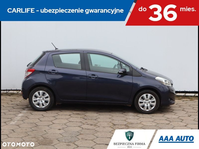 Toyota Yaris - 7