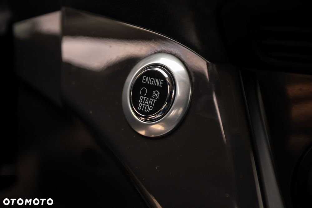 Ford Kuga 2.0 TDCi 2x4 SYNC - 30