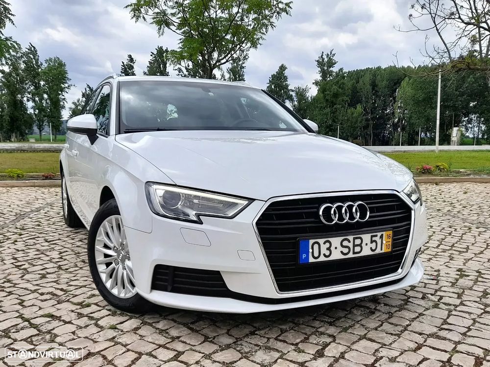 Audi A3 Sportback 1.6 TDI Attraction Ultra - 4