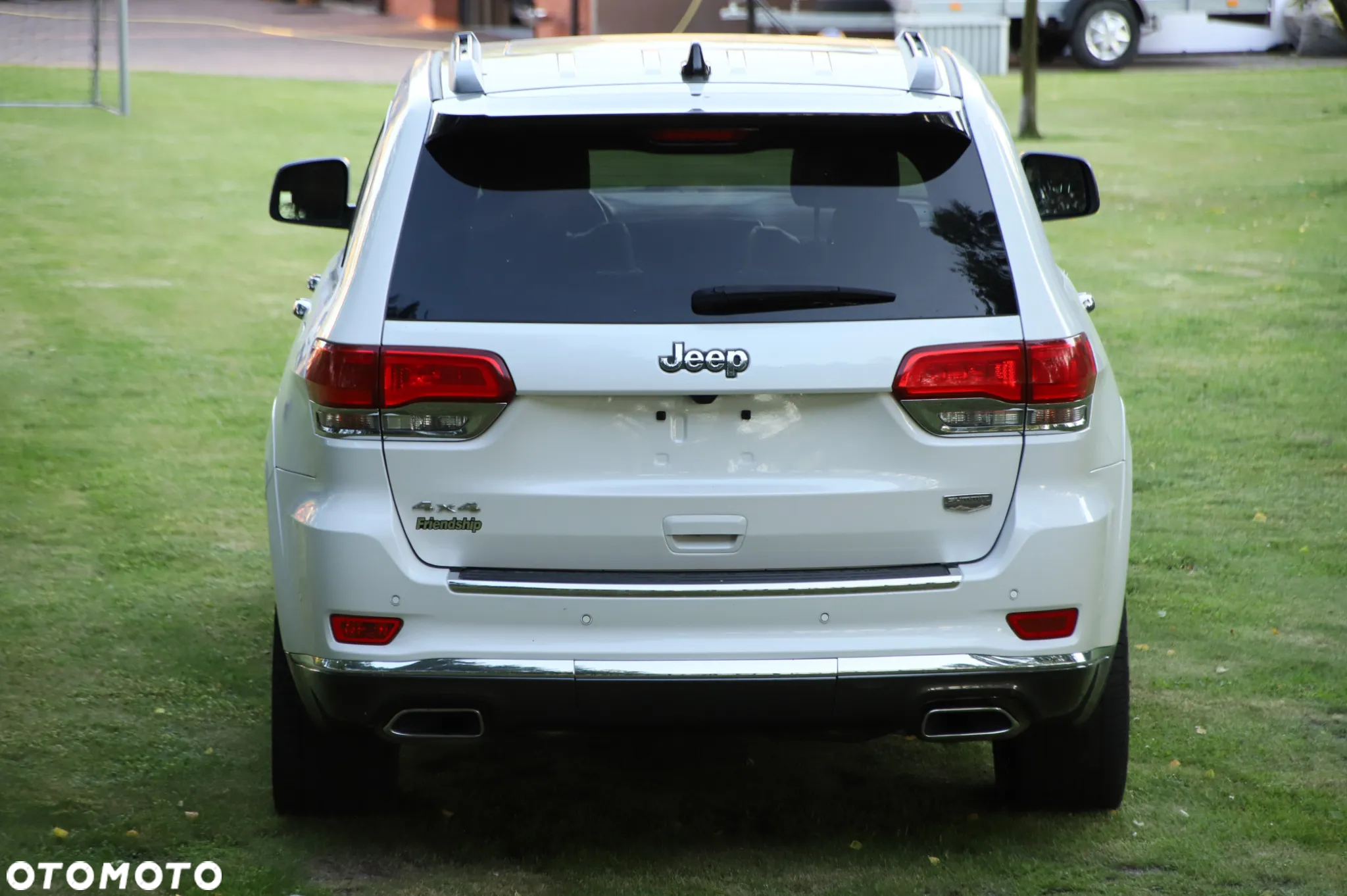 Jeep Grand Cherokee 5.7 V8 Summit - 3