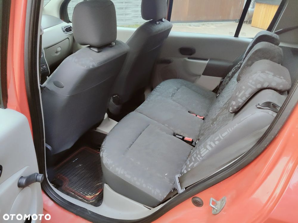 Renault Modus 1.2 16V Limited - 10