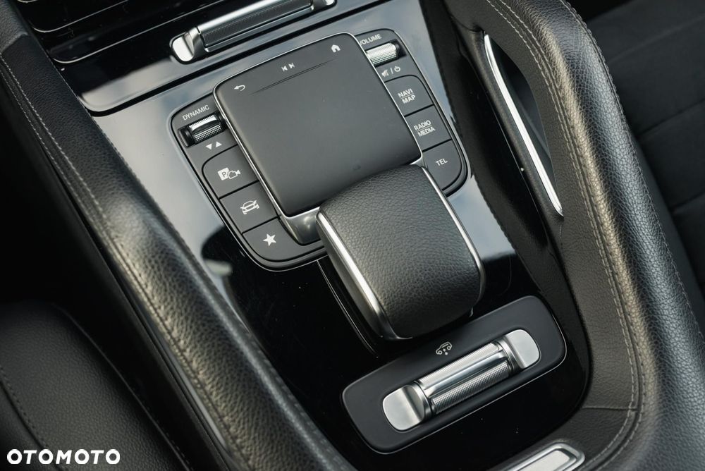 Mercedes-Benz GLE - 25