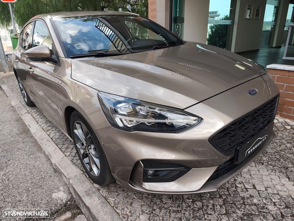 Ford Focus 1.0 EcoBoost ST-Line X - 10