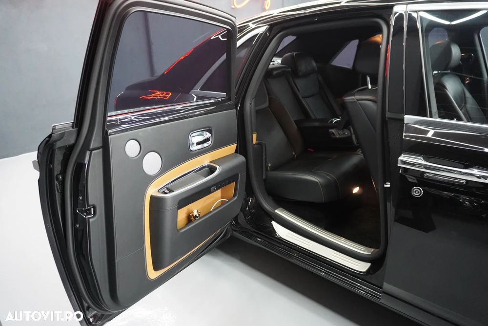Rolls-Royce Ghost - 33