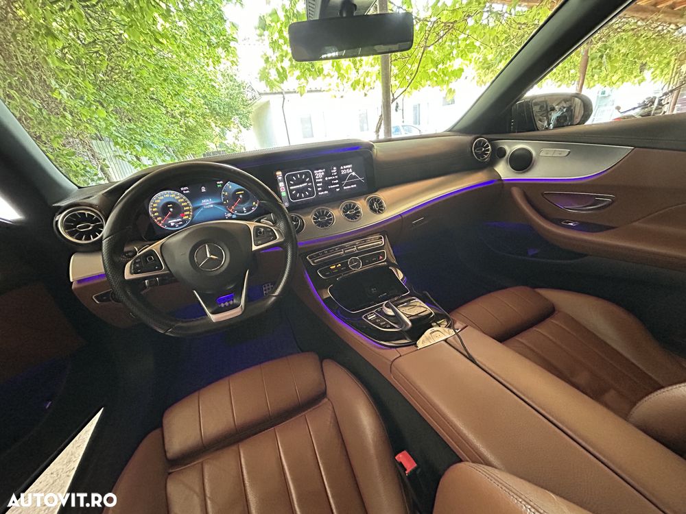Mercedes-Benz E - 8