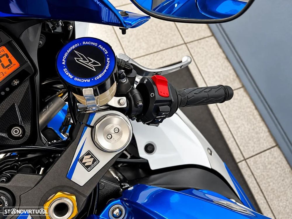 Suzuki GSX-R - 11