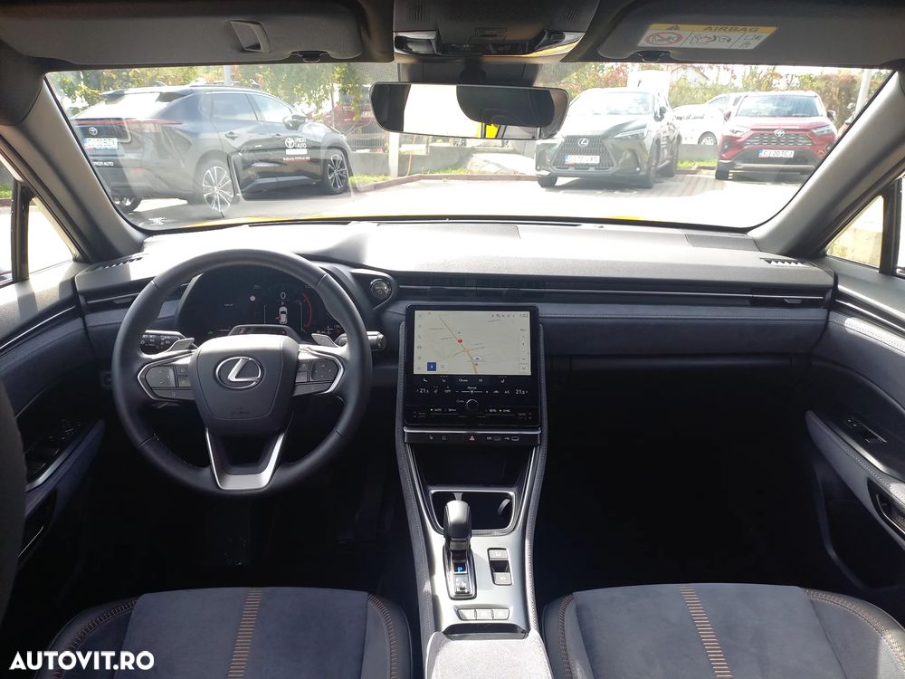 Lexus LBX 1.5 HEV 4x2 CVT Cool - 10