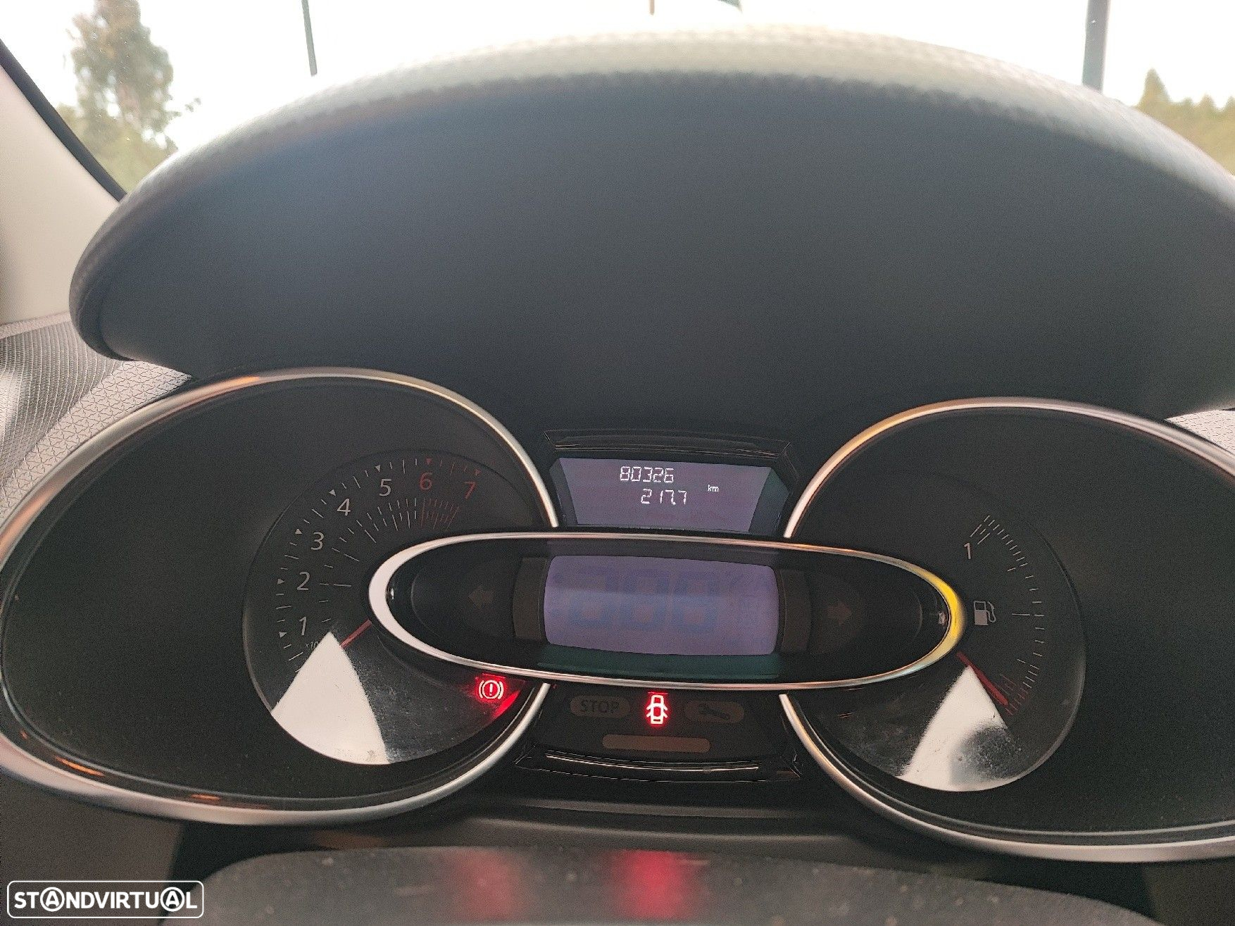 Renault Clio 0.9 TCe Limited - 13