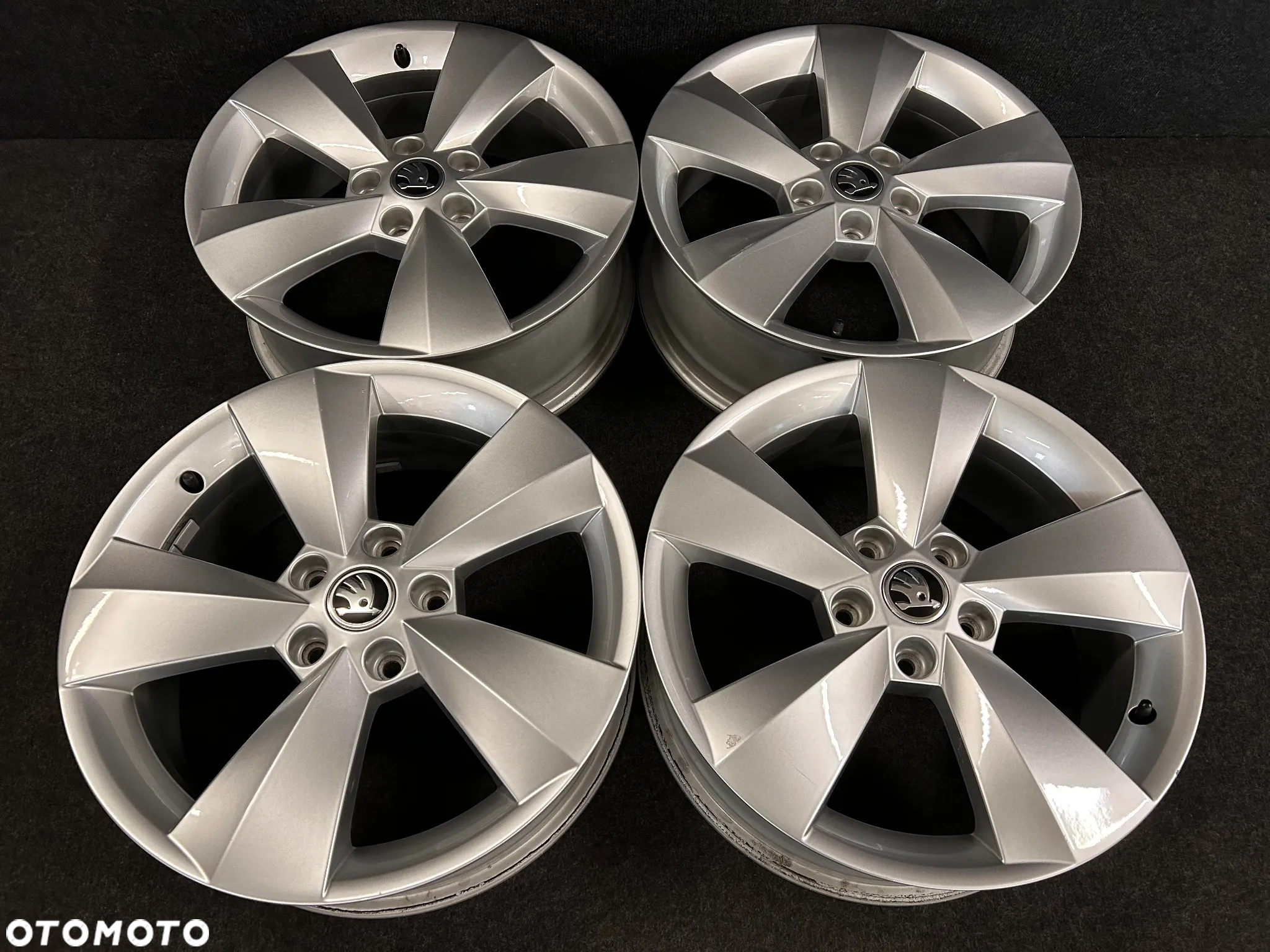 Alufelgi Skoda Kodiaq, Karoq, Octavia III, IV 17 cali 5x112 4szt. Ładne! - 3