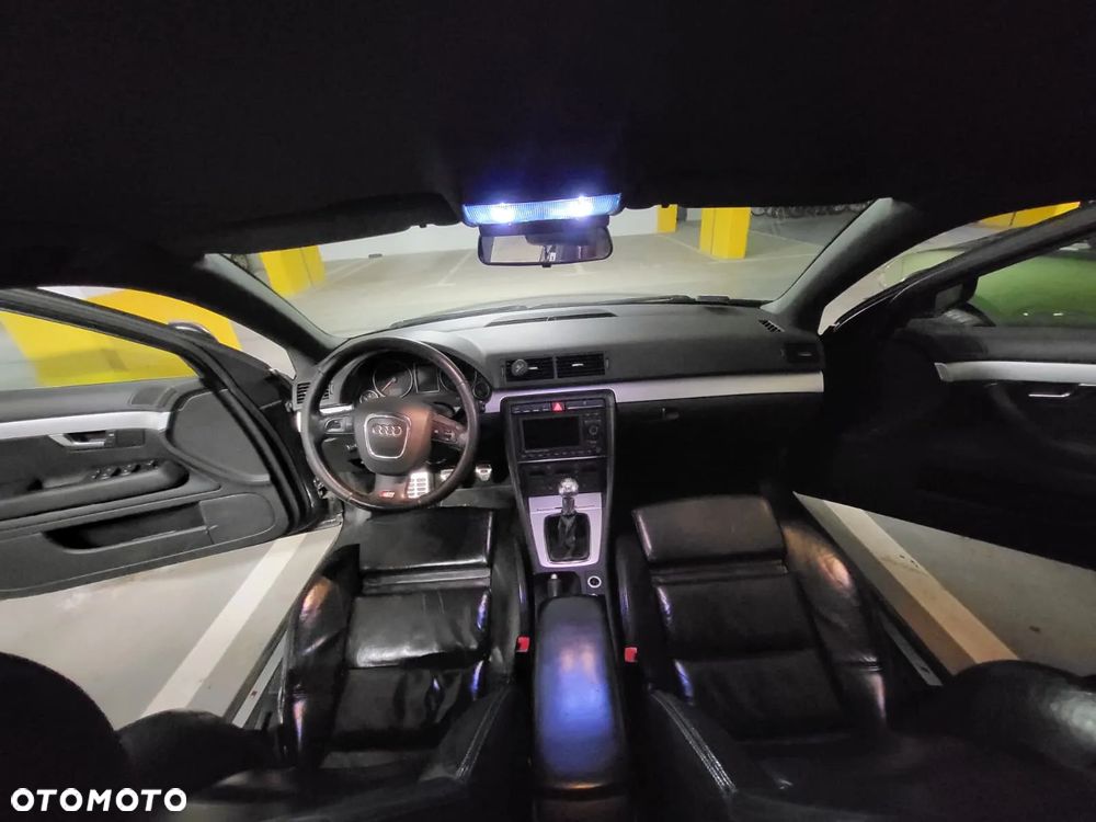 Audi A4 Avant 1.8T - 12