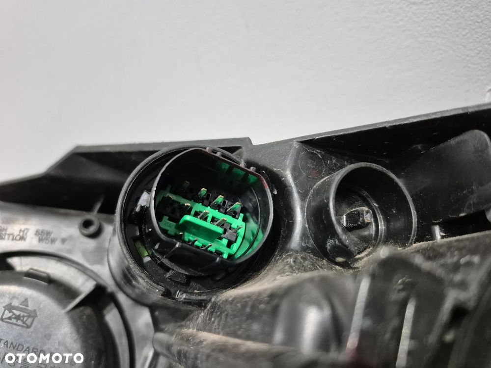 Kia Ceed III 18- Lampa reflektor soczewka lewy prawy przód 12PIN Europa oryginalny - 13