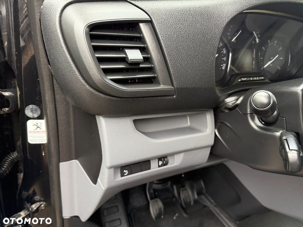 Peugeot Expert Jumpy Proace L2H1 - 24