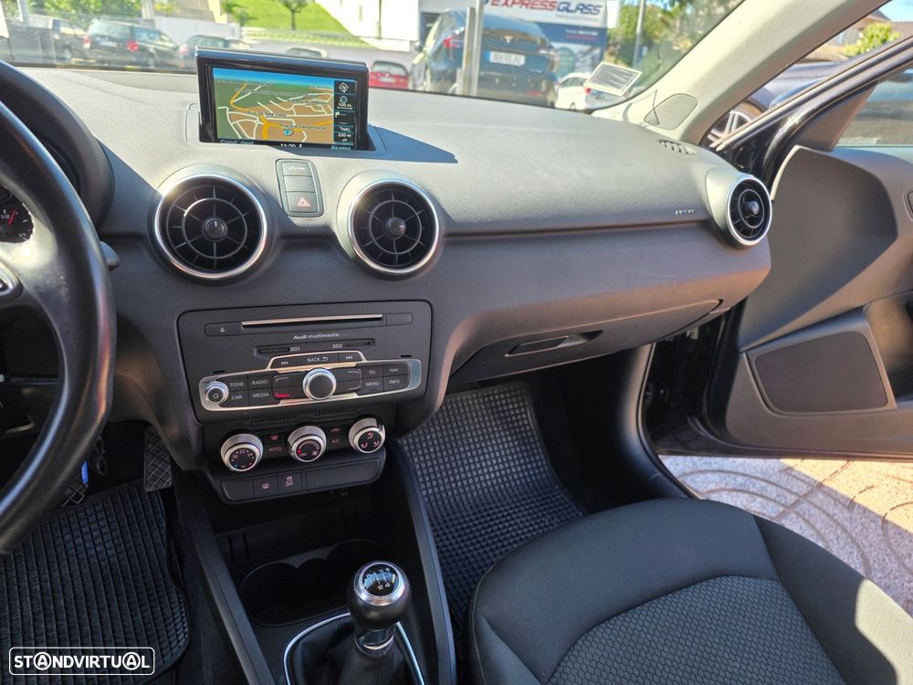 Audi A1 Sportback 1.0 TFSI ultra design - 2