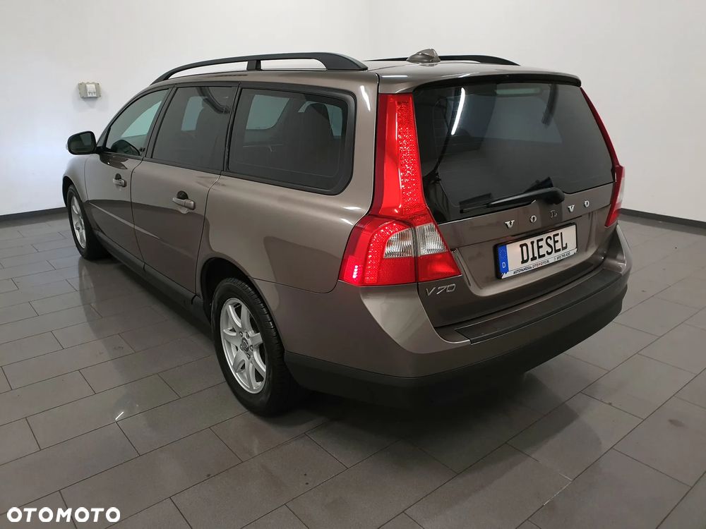Volvo V70 2.0D Summum - 4