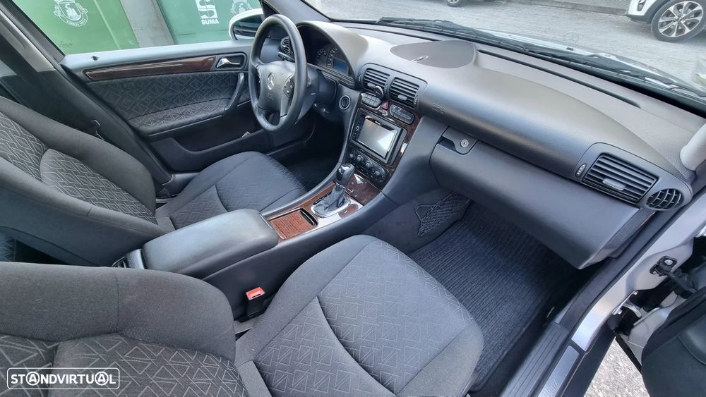 Mercedes-Benz C 220 - 17