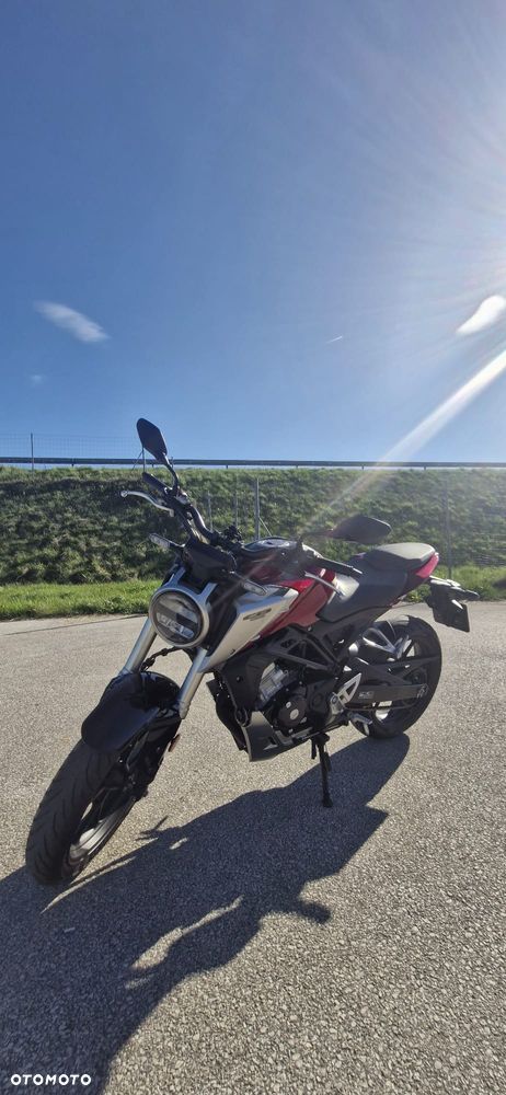 Honda CB - 10