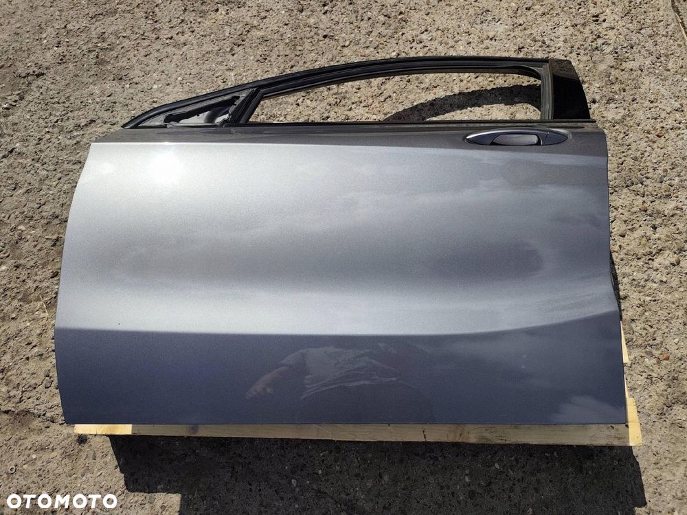 MERCEDES W176 LEWE PRZEDNIE DRZWI 787 ORYGINAŁ W KOLOR - 2