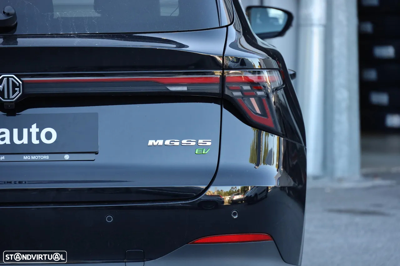 MG MGS5 EV 64 kWh Luxury - 21