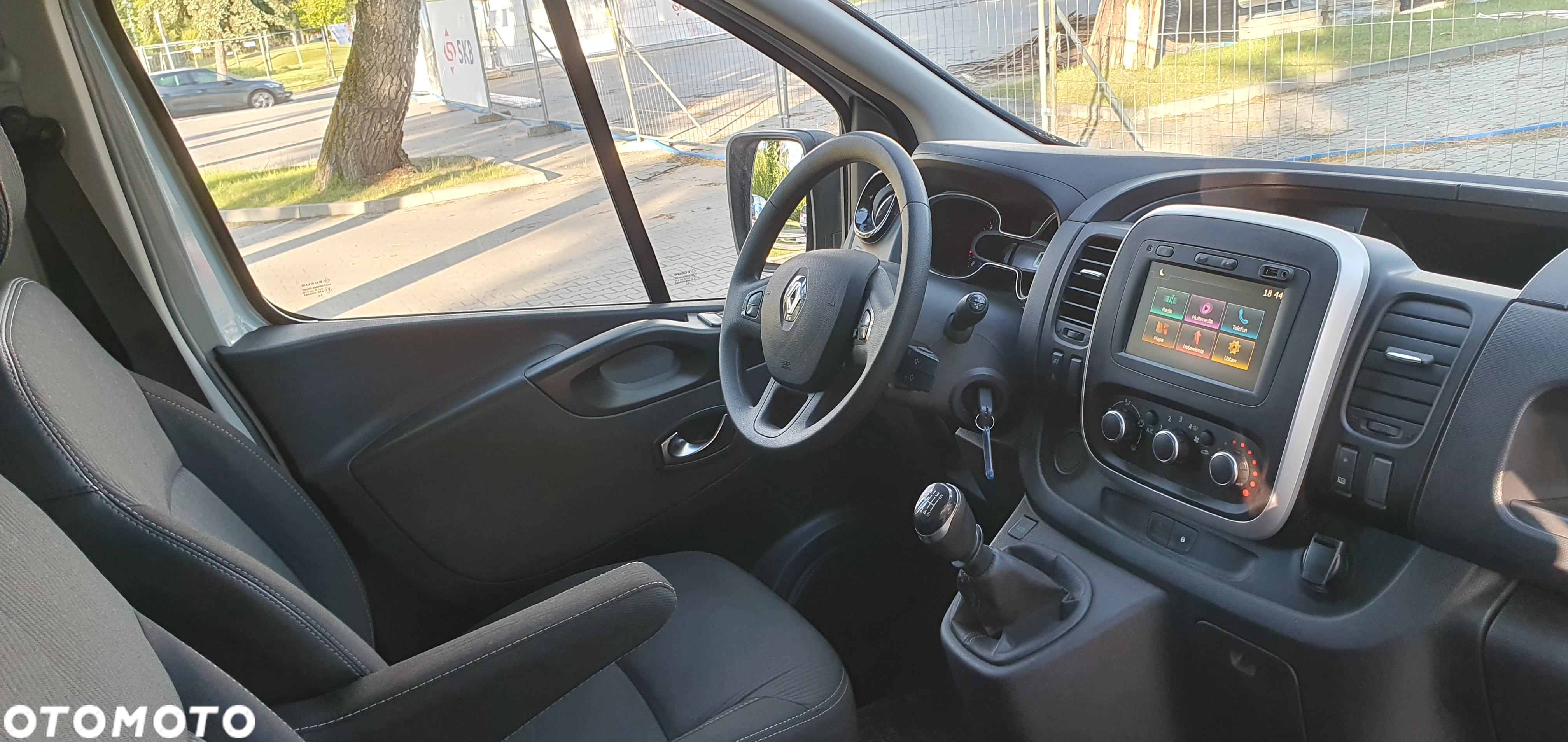 Renault Trafic - 20